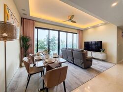 Avenue South Residence (D3), Apartment #629879411